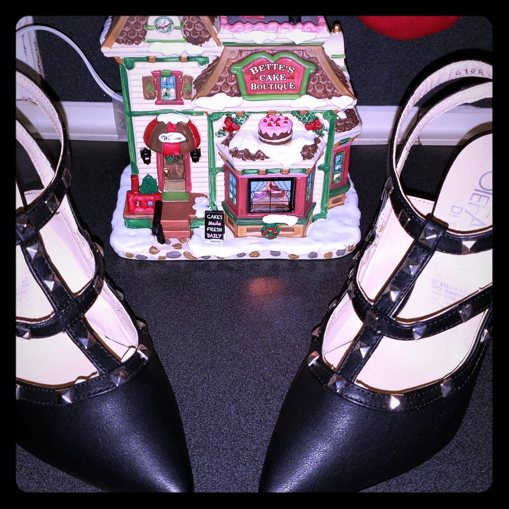 New Stefano di Roma Black High Heels